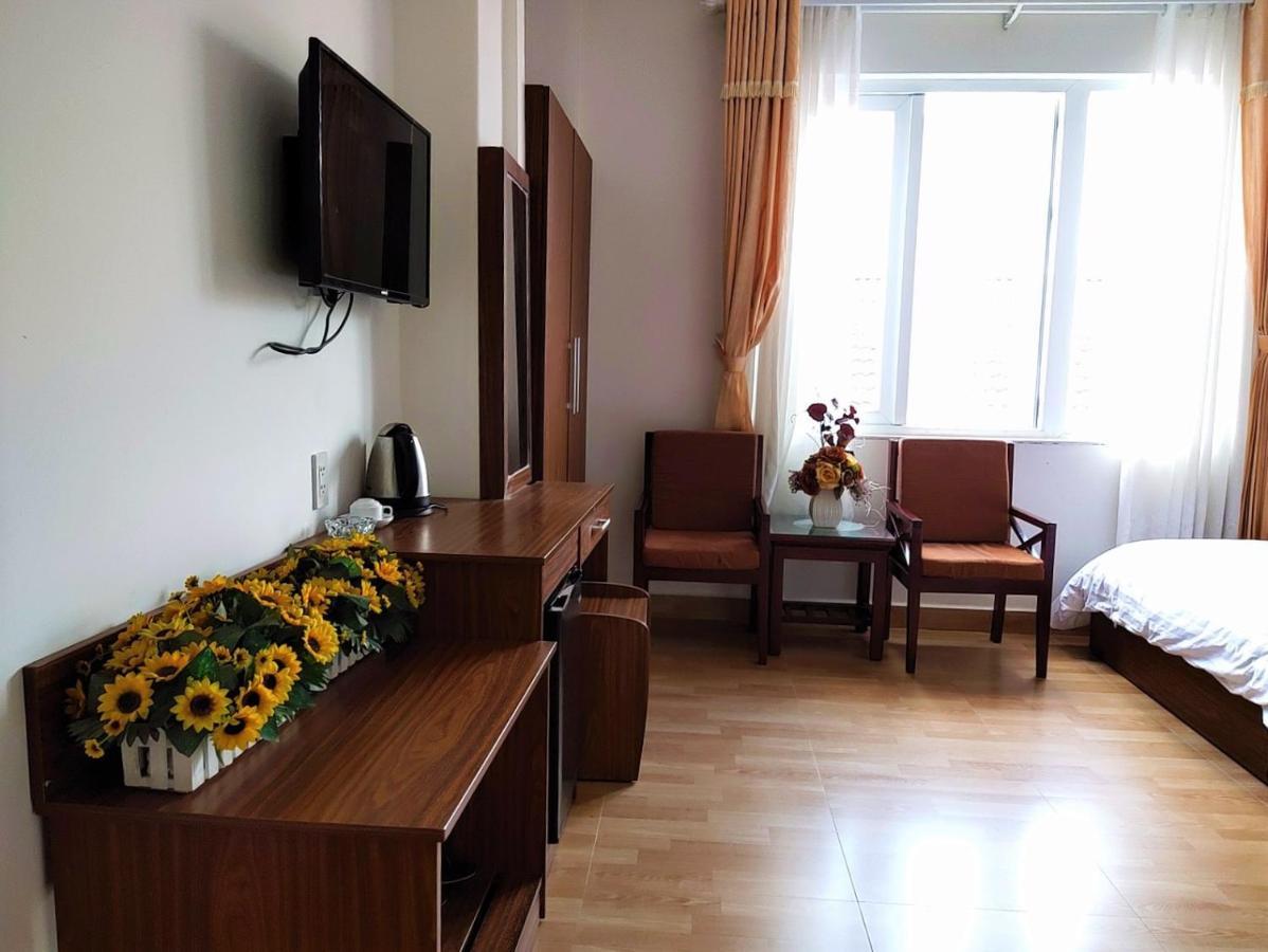 New Hampton Suits-Tam Xuan Centre Hotel Da Lat Exterior photo