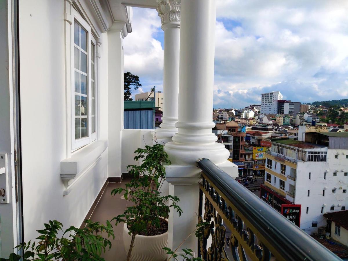 New Hampton Suits-Tam Xuan Centre Hotel Da Lat Exterior photo